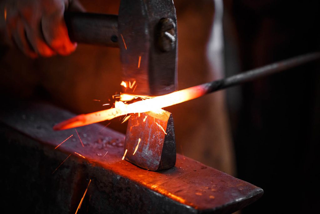 Anyone familiar with this forge? : r/blacksmithing